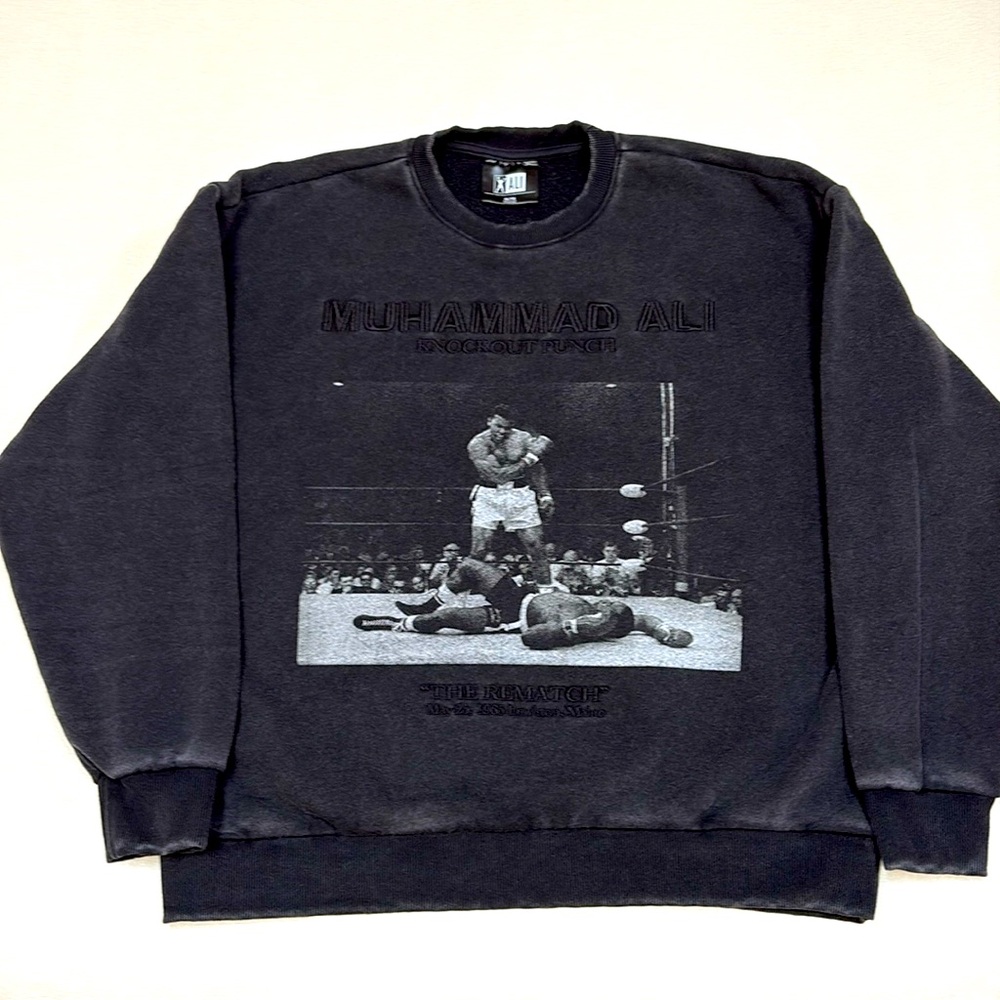 Muhammad Ali Knockout Punch PHOTO Print Crewneck Sweatshirt - Rare